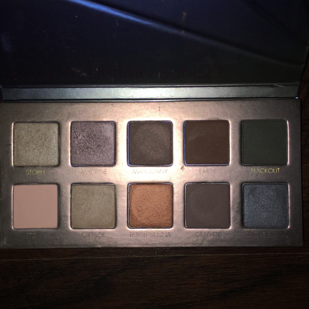 Lorac Mountain Sunset palette